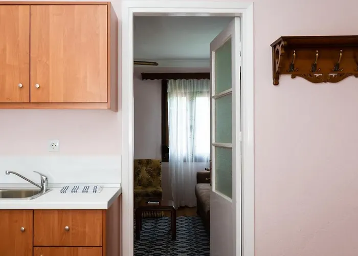 Fani's House Under Meteora